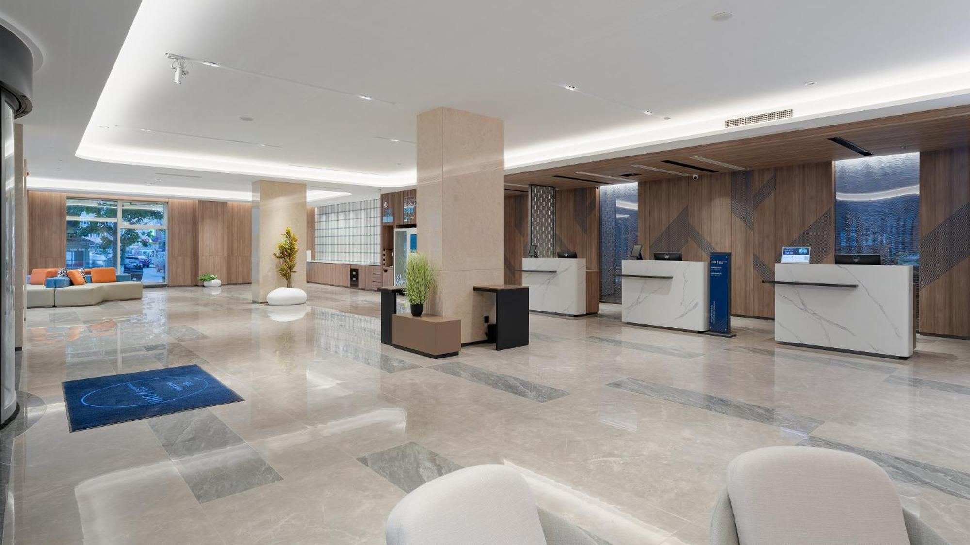 Holiday Inn Express Qingdao Shibei By Ihg Exterior foto